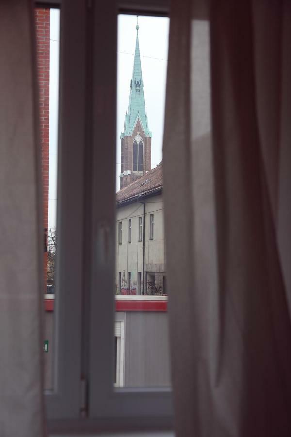 Writer'S Place Hotel Ljubljana Buitenkant foto