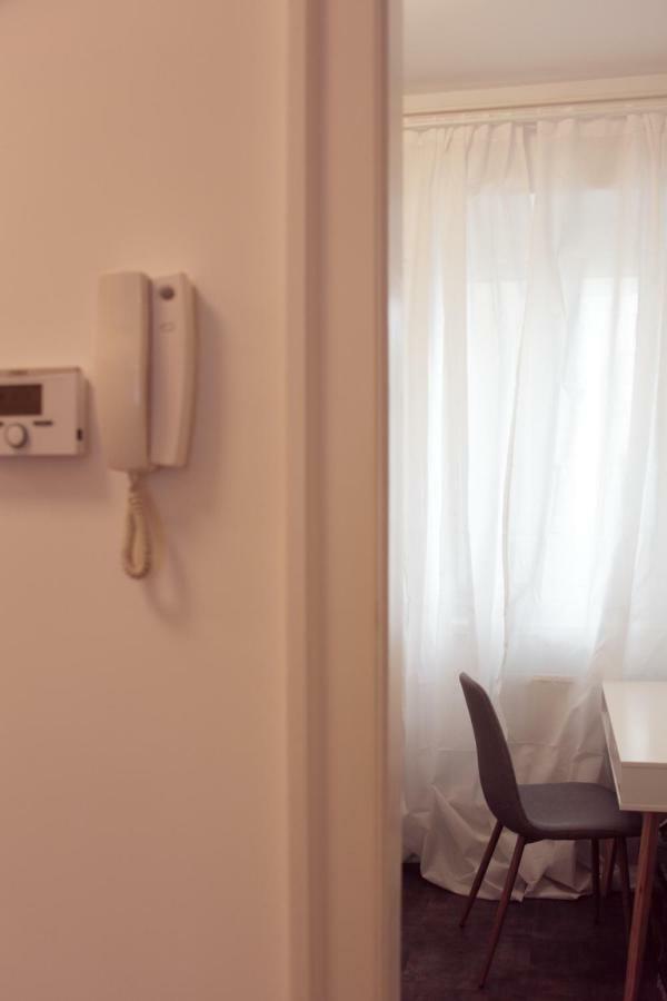 Writer'S Place Hotel Ljubljana Buitenkant foto